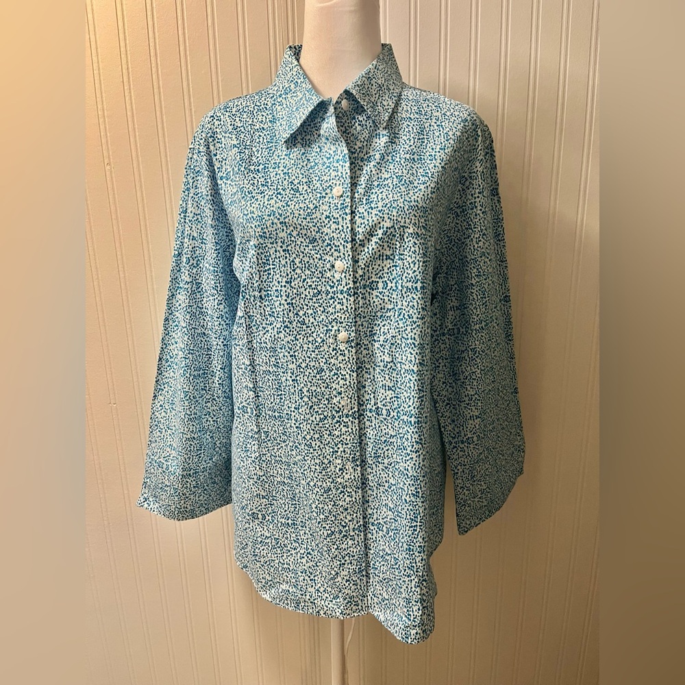 Westbound Teal and White Patterned Shirt NWOT